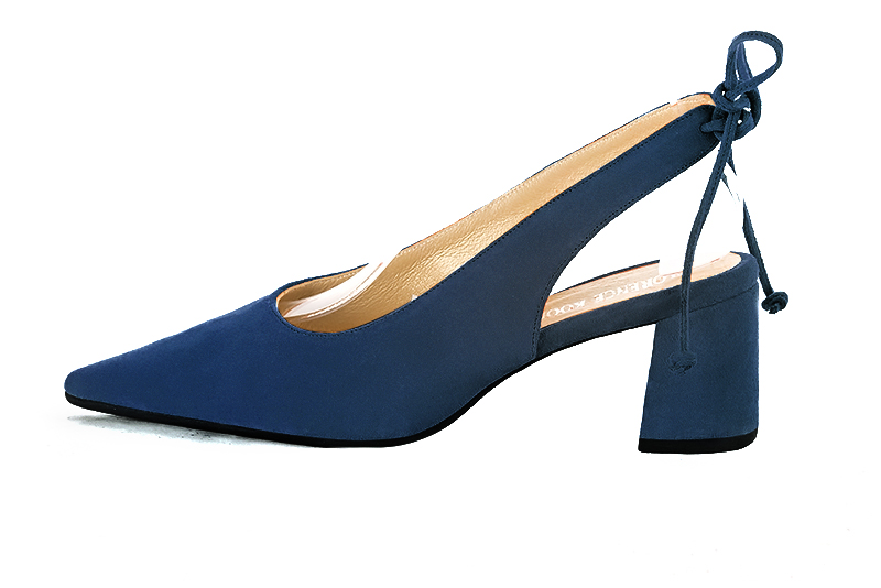 Navy blue women's slingback shoes. Pointed toe. Medium flare heels. Profile view - Florence KOOIJMAN